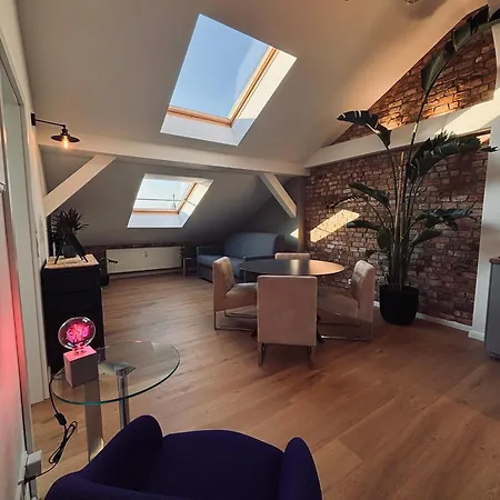 Loftstyle Mit Loggia * Dresden