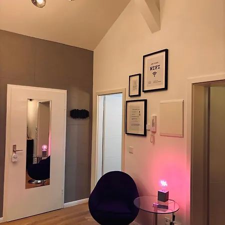 Loftstyle Mit Loggia Apartment Dresden