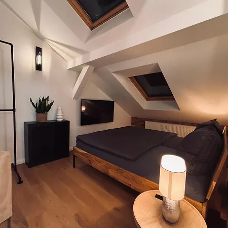 Loftstyle Mit Loggia Apartment *